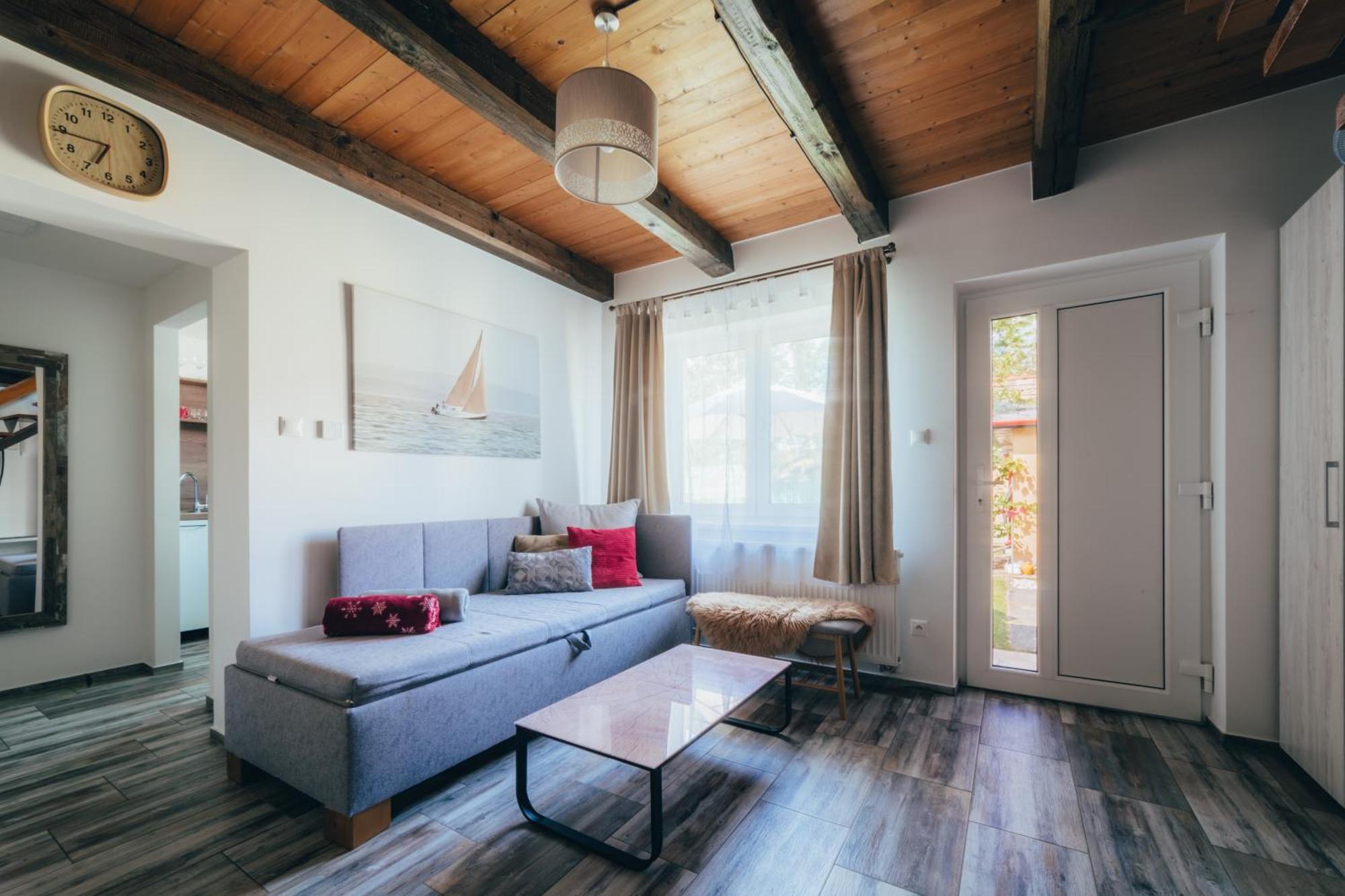 Apartmany Friends Liptov Липтовски-Микулаш Экстерьер фото